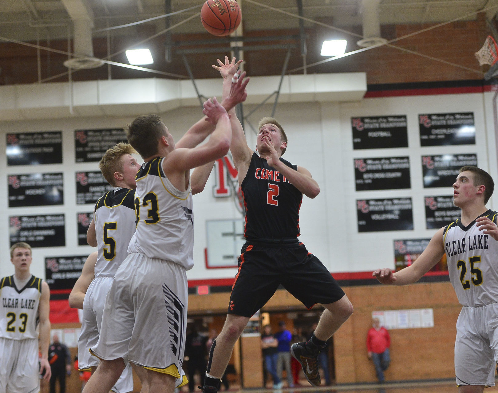 BBball Clear Lake vs. Charles City 12